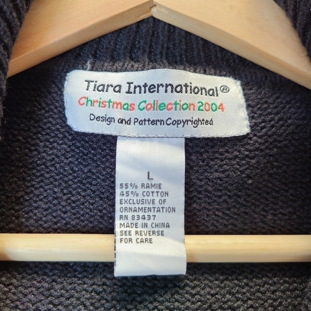 Tiara International Christmas Collection 2004 Beaded Cardigan Sweater, Size L - Picture 8 of 9